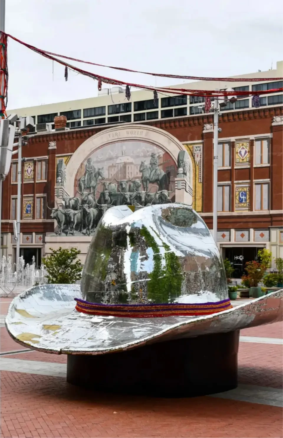 National-Conference-Image National Conference Hat Statue